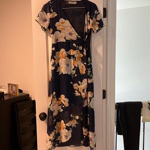 XL Wrap Around Floral Dress from Discovery